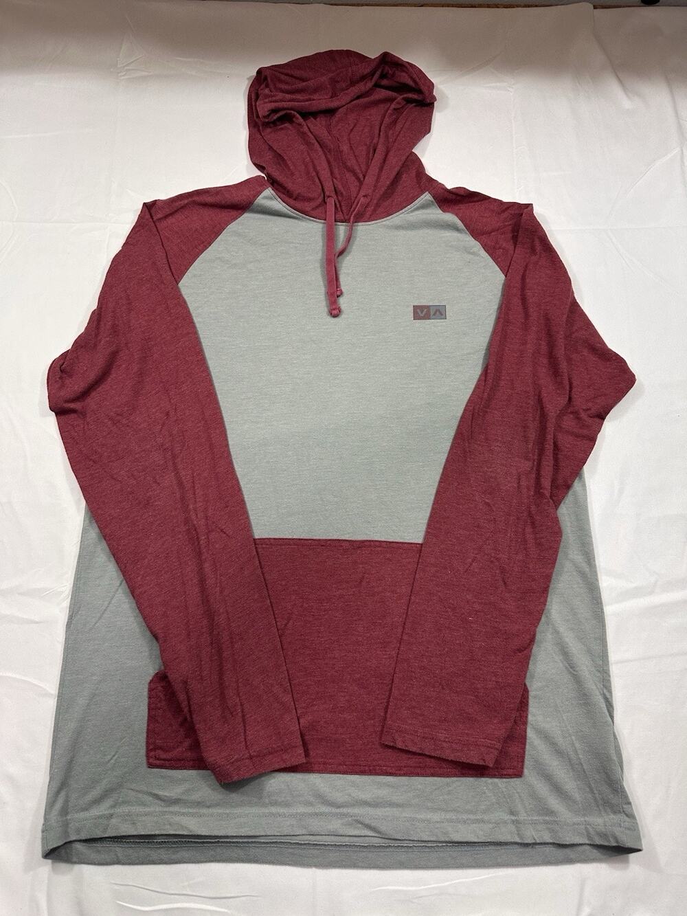 RVCA Long Sleeve Men’s Lightweight Hoodie Pullover Size XL